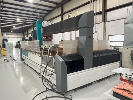 Flow #Mach-500-4020XD, 5-Axis CNC waterjet, 100 HP, 87000 psi, Flow PC based Control, 2018 - Image 3