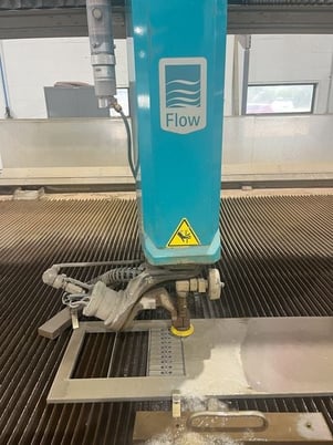 Flow #Mach-500-4020XD, 5-Axis CNC waterjet, 100 HP, 87000 psi, Flow PC based Control, 2018 - Image 10