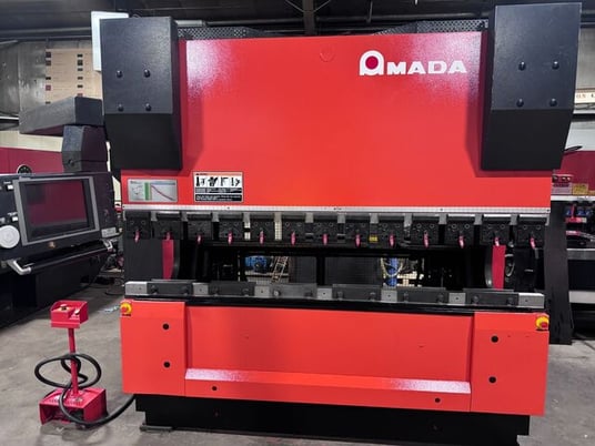 80 Ton, Amada #HDS-8025NT, CNC press brake, 8.2'OA, 83" between housing, 7.8" stroke, 16.5" throat, 18.5" - Image 1