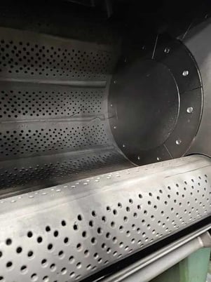 Coyote 407BG, 4-Nozzle Tumble Blast, 6 cu. ft. capacity, reclaim system, new spare belt, automatic controls - Image 7