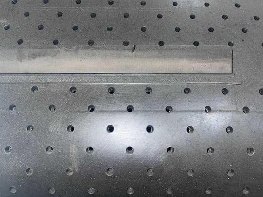 Coyote 407BG, 4-Nozzle Tumble Blast, 6 cu. ft. capacity, reclaim system, new spare belt, automatic controls - Image 10