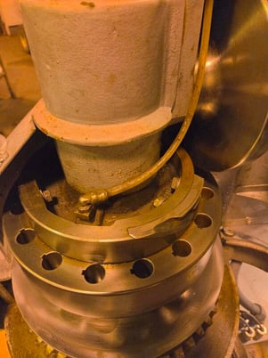 Stokes #B2-512, rotary press, 16 station, Stainless Steel hopper, 1050 TPM, 5/8" diameter x 11/16" D fill - Image 3