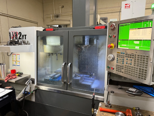 Haas #VF-2YT, vertical machining center, 30" X, 20" Y, 20" Z, 30 HP, 20 automatic tool changer, 18" x 36" - Image 2