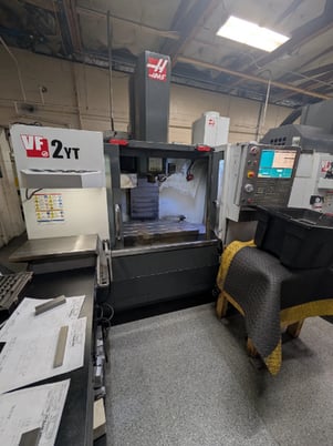 Haas #VF-2YT, vertical machining center, 30" X, 20" Y, 20" Z, 30 HP, 20 automatic tool changer, 18" x 36" - Image 3