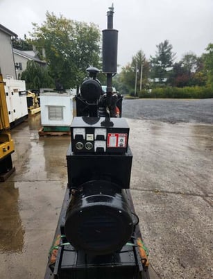 60 KW Perkins, Diesel Generator, Diamond #4-236 engine, 220 Volts, 39 hours, 2000 - Image 5