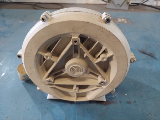 ESAM UNI #JET-75-CE, regenerative blower, 1-1/2" in/outlet, .5 KW, 3400 RPM, 3.5 amps, 220/450 V. - Image 3