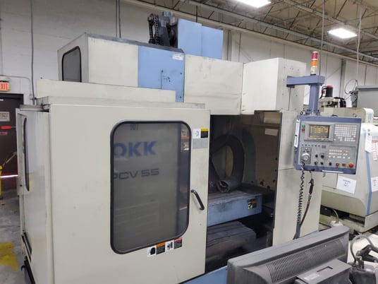 OKK #PCV-55, CNC vertical machining center, OKK Neomatic Control, 48" X, 22" Y, 27.7" Z, 10000 RPM, 20 - Image 2