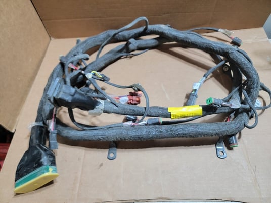 Caterpillar #330-0146, Engine Wiring Harness - Image 1