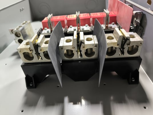 400 Amp. Siemens, GF325NA, Fusible Safety Disconnect Switch, 3P, 240 VAC, 125 HP - Image 5