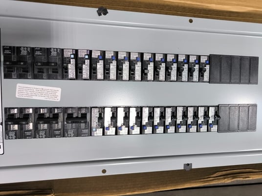 250 Amp, Siemens P1A42VA250ATST, Panelboard, 120/240 Volts, 1PH, 3W, 42 Space, S44B B44, unused, 2024 (4 - Image 8