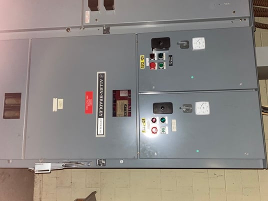 Allen-Bradley, 1200 amp, 2400 Volts, circuit breakers - Image 2