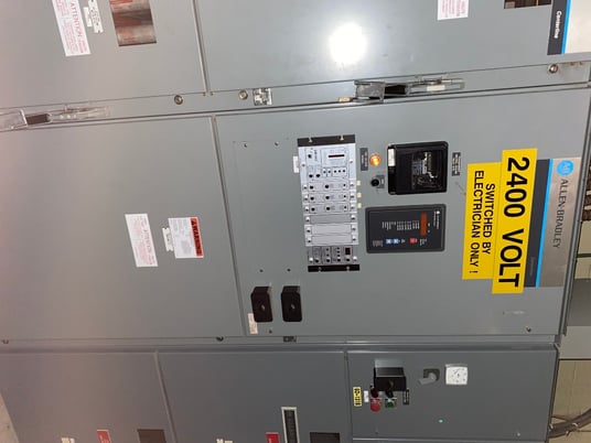 Allen-Bradley, 1200 amp, 2400 Volts, circuit breakers - Image 4