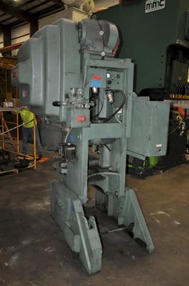 45 Ton, Bliss #C-45, OBI press, 3" stroke, 12.25" Shut Height, 3" ram adj., 120 SPM, 29.5"x18"bed, air clutch - Image 4