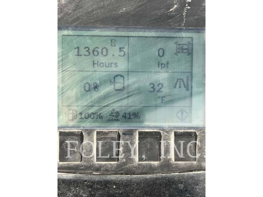 Caterpillar CB13, Twin Drum Roller, 1360 hours, S/N: PWP01124, 2023 - Image 6