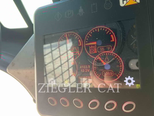 Caterpillar 299D2, Track Loader, 4104 hours, S/N: DX203718, 2018 - Image 5