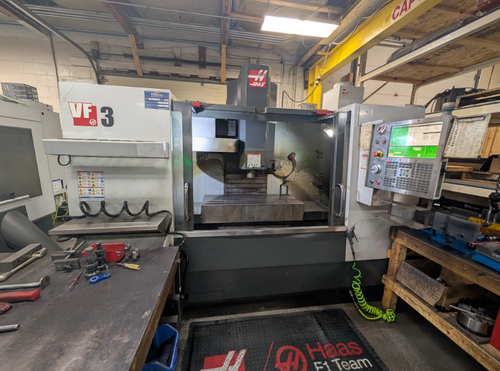 Haas #VF-3, vertical machining center, 40" X, 20" Y, 25" Z, 30 HP, 8100 RPM, 20 automatic tool changer, 18" x - Image 1