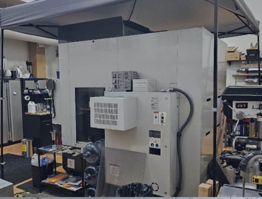 Haas #UMC-500, 5-Axis CNC vertical machining center, 24" X, 16" Y, 16" Z, 8100 RPM, 30+1 automatic tool - Image 2