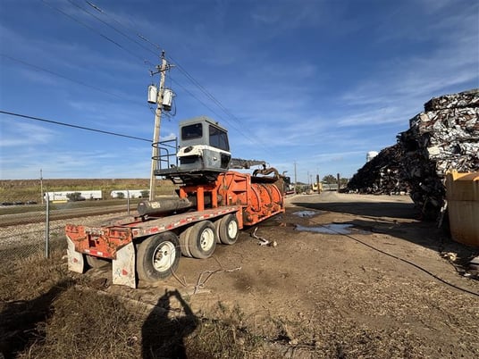 Al Jon #580CL, Car Logger Baler w/ Boom, 19-1/4' x 10' x 3.6' open chamber, 17-20+ metric tons/hour, Cummins - Image 1