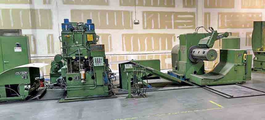 60" x .125" Paxson, Cut-To-Length line, 40000 lb. 20-24" ID, RL, 220 KVA, 480 V., 1976 - Image 10