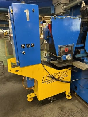 Cincinnati Milacron No. 220-8, centerless grinder, with Hayes 3020 Servo automated in/thru feed - Image 6