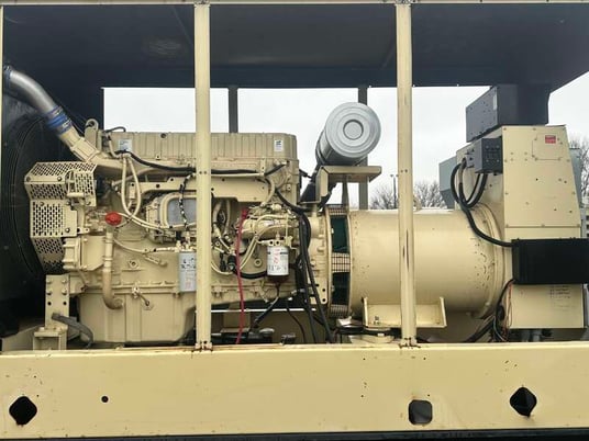 350 KW Kohler #350REOZV, diesel generator, weatherproof enclosure, 277/480 Volts, 286 hours, 2005 - Image 6