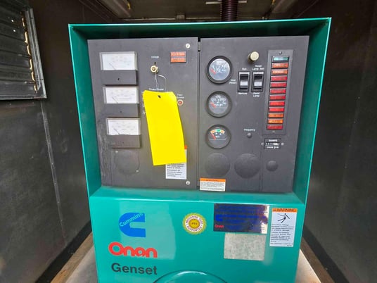 125 KW Cummins Onan #125DGEA, Diesel Generator, 1 & 3PH, 1575 Hrs, 1993 - Image 5