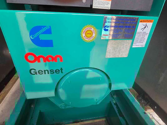 125 KW Cummins Onan #125DGEA, Diesel Generator, 1 & 3PH, 1575 Hrs, 1993 - Image 6