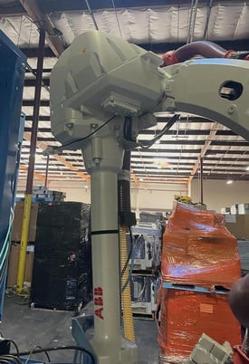 ABB, IRB 4600-40/2.55, robot with IRC5 controller, cables, 40 kG, used for testing - Image 2