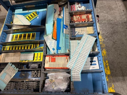 17 Drawer Lyon, Tool Cabinet, Configurable Deviders - Image 9