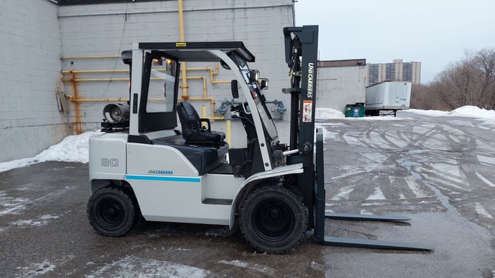 8000 lb. Unicarriers #PF80, outdoor forklift, LPG, 2-stage, side shift, 179" lift height, heater, 2020 - Image 4