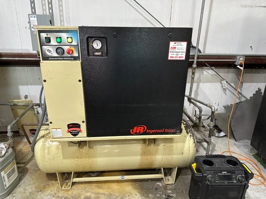 38 cfm, 125 psi, Ingersoll-Rand #UP6-10TAS-125, Air Compressor, 80 gallon Tank, 10 HP, 200 V, 2015 - Image 1