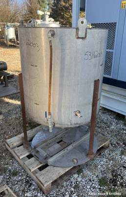 150 gallon Vertical Stainless Steel Tank, 36" diameter x 34" straight side, coned bottom, flat top, 10" - Image 1