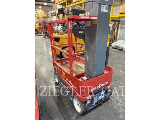 Skyjack, Inc. SJ12, Lift Scissor, 141 hours, S/N: A600004042, 2022 - Image 2