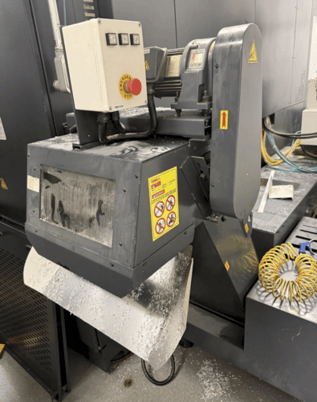 Makino #F9, CNC Vertical Machining Center, 72.8" x 31.5" table, 63" X, 31.5" Y, 25.6" Z, 40 HP, 20000 RPM, 48 - Image 10