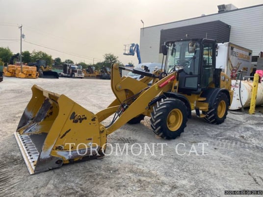 Cat 908, Compact Wheel Loader, 1139 hours, S/N: MZ800185, 2022 - Image 1