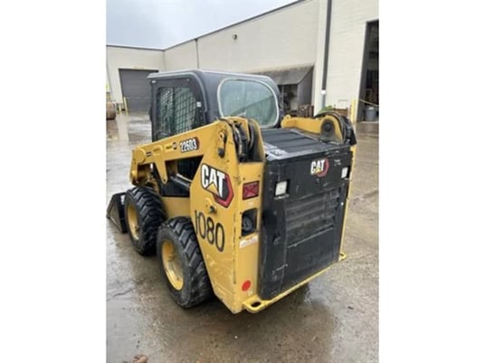Caterpillar 226D3, Compact Wheel Skid Steers, Solid Tires, 2355 hours, 2022 - Image 4