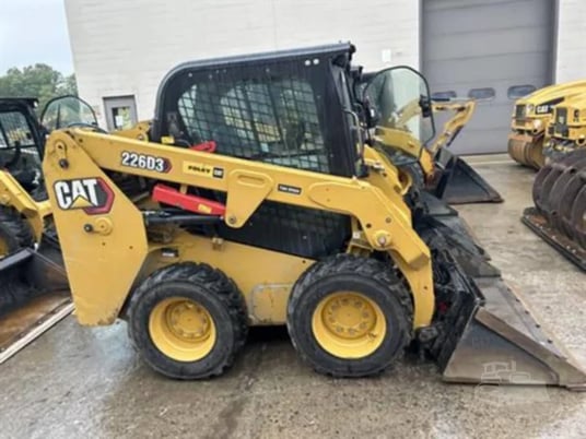 Caterpillar 226D3, Compact Wheel Skid Steers, Solid Tires, 2355 hours, 2022 - Image 5