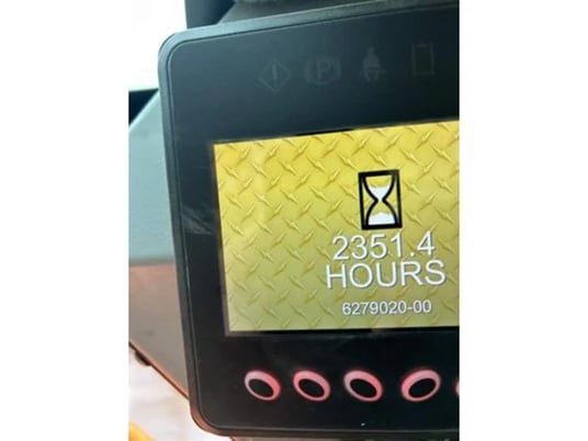 Caterpillar 226D3, Compact Wheel Skid Steers, Solid Tires, 2355 hours, 2022 - Image 6