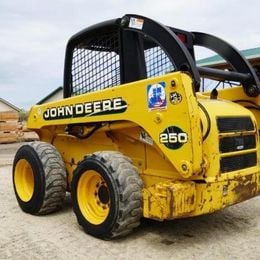 John Deere 250, Skid Steer, 2.9L Diesel Engine, 66" Bucket, 250 Amps, 2400 RPM, 18.5 hours - Image 6