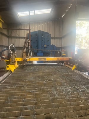 Ajan, Plasma-oxy Cutting Table, 8' x 20', 2 torch, #PP 260A Power Source, 5 Axis, 2016 - Image 1
