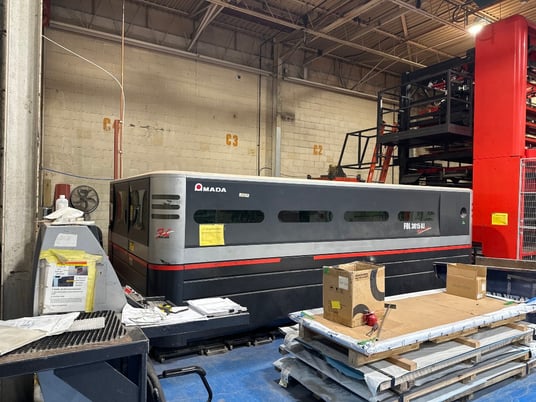 Amada #FOL3015AJ, fiber laser cutting system, 4000 watt, AJ-4000 engine, ASLUL 300 FOL-AJ automatic load / - Image 2