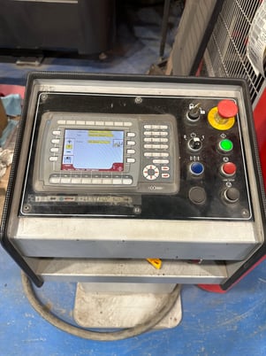 Amada #FOL3015AJ, fiber laser cutting system, 4000 watt, AJ-4000 engine, ASLUL 300 FOL-AJ automatic load / - Image 5