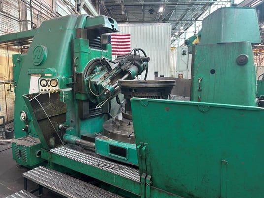 Liebherr #L1200, vertical gear hobber, 47.2" workpiece diameter, 41.3" table diameter, conventional Control - Image 2