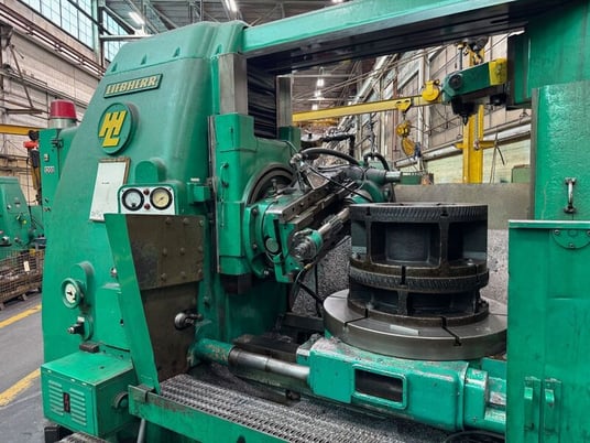 Liebherr #L1200, vertical gear hobber, 47.2" workpiece diameter, 41.3" table diameter, conventional Control - Image 4