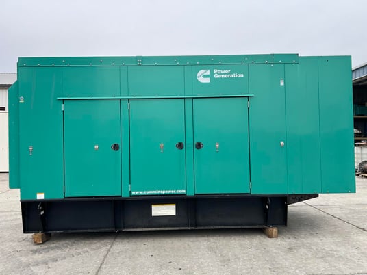 250 KW Cummins/Onan #DQDAA-6073524, Diesel Generator Set, 9 liter engine, 120/240 Volt, 1PH/3PH, 562 hours - Image 3