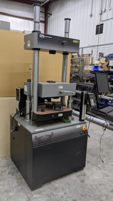 120000 lb. (600kN) Instron #600DX, reconditioned/retrofitted & certified, 1 yr warranty - Image 1