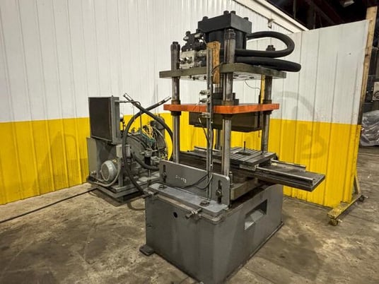 100 Ton, Rollform Inc., hydraulic 4-post cutoff & power unit, 12 stroke, 27" btwn posts, 20 HP - Image 2