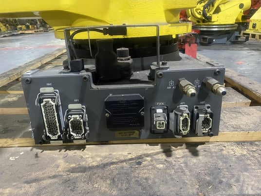 Fanuc, R-2000iA/100P, robot arm, parts only - Image 7