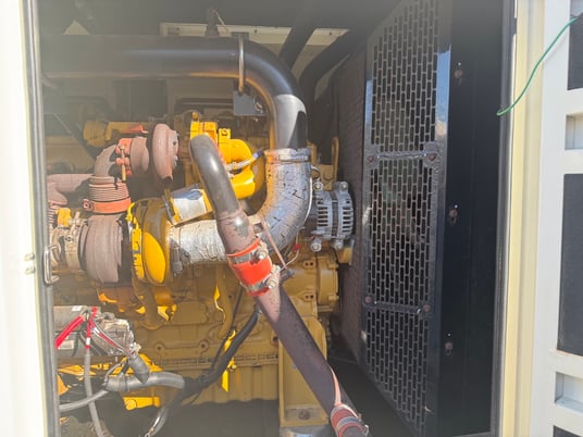 200 KW Gaia Corp. #XQ200-2, Diesel Generator Set, 1800 RPM, 694/274 amps, 208/480 Volts, 2013 - Image 9