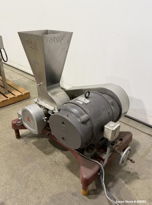 Fitzpatrick Fitz-Mill #D, Hammer Mill, VFD Control, 12" diameter cut chamber, 16 blades, 7.5 HP, GS2 drive - Image 2